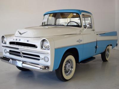 Amerikai pickup különlegesség: Dodge D100 Sweptside, a dizájnplatós